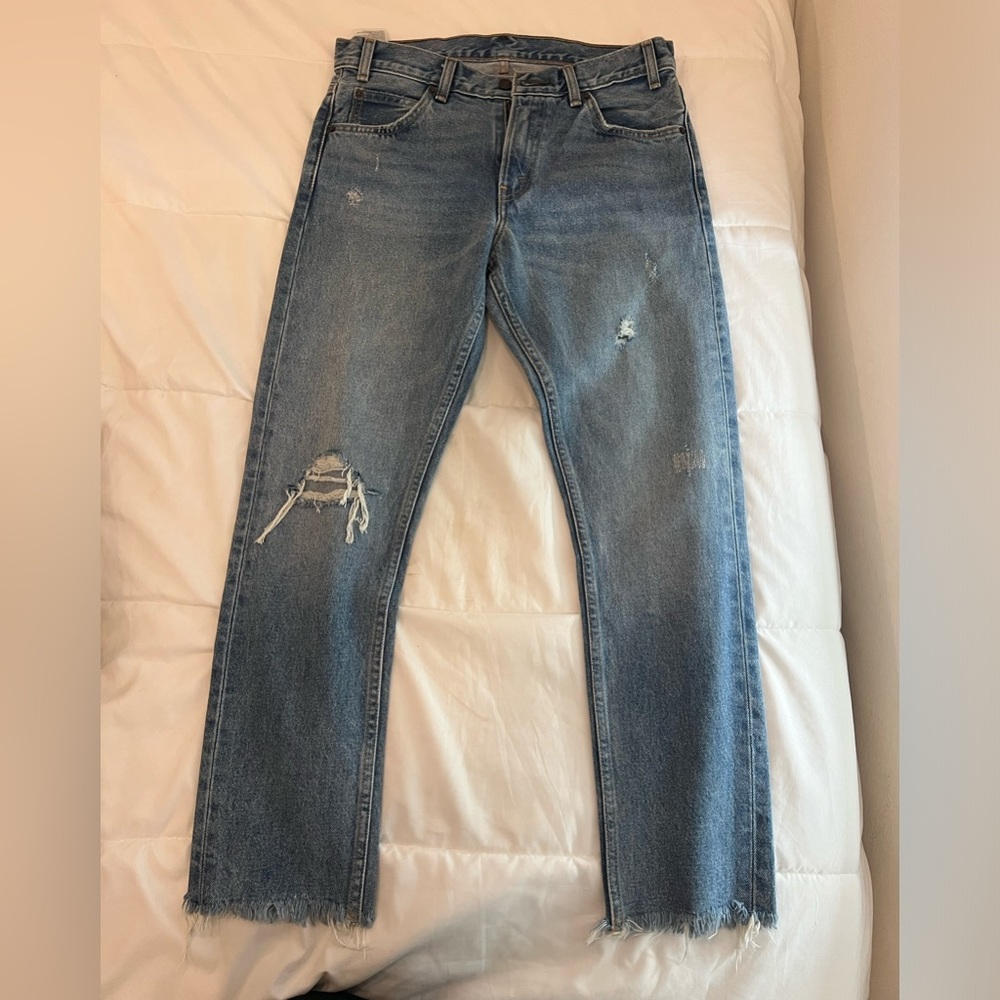Brand New Womens Levi’s! Size 29 but slightly closer to the fit of size 28